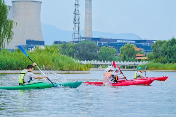 亿腾证券 2025年全民水上运动超趣赛在石景山群明湖圆满落幕